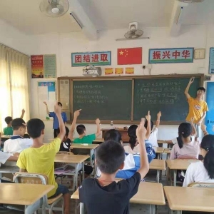 花有重开日，人无再少年