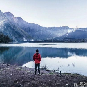 熬不下去的时候，读一读麦家的《人生海海》