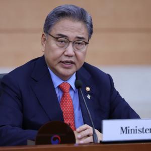 韩外长：韩政府没理由与中方反目，将继续加强与中方沟通增进友谊
